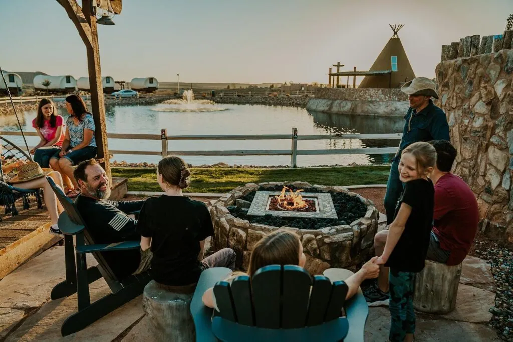 8 Amazing Benefits of Glamping